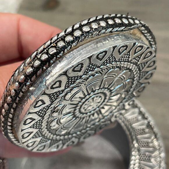 Vintage Style Round Filigree Silver Tone Mini Storage Gift Trinket Box - Picture 5 of 9